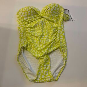 Calvin Klein Women’s Yellow Leopard Tummy Control One Piecee Swimsuit Size 16